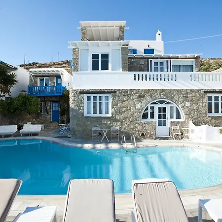 Voula & Aparthotel 4*