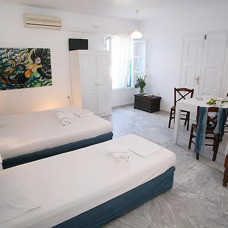 Voula & Aparthotel 4*