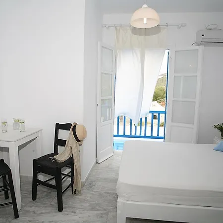 Voula & Aparthotel 4*